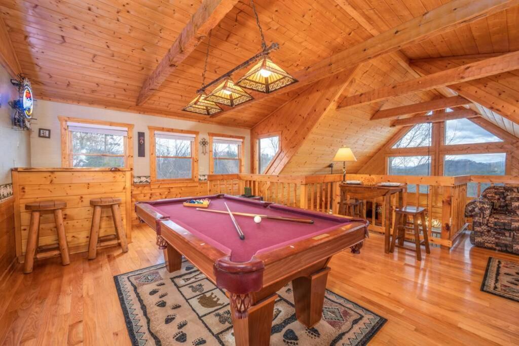Over The Mountain - Smoky Mountain View Cabin 塞维尔维尔 外观 照片