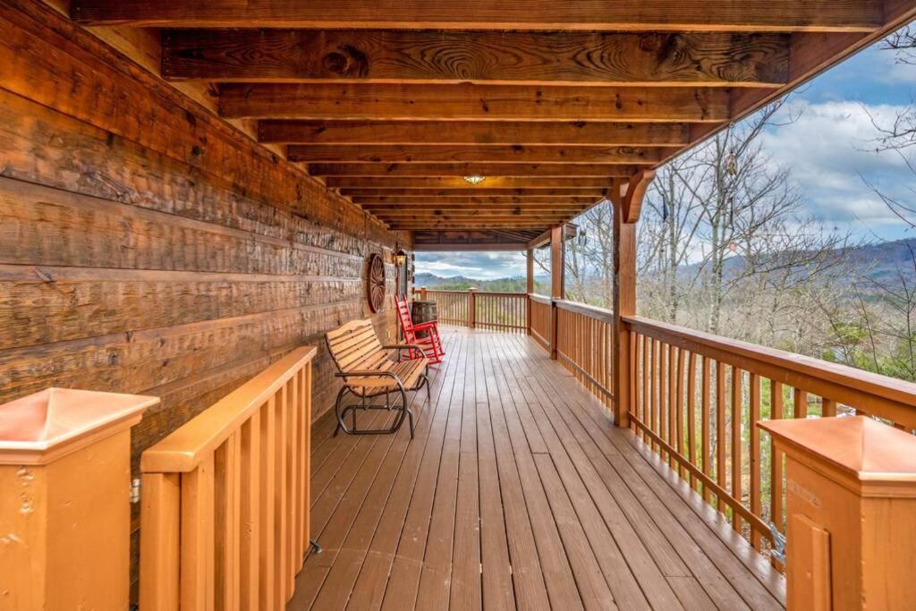Over The Mountain - Smoky Mountain View Cabin 塞维尔维尔 外观 照片